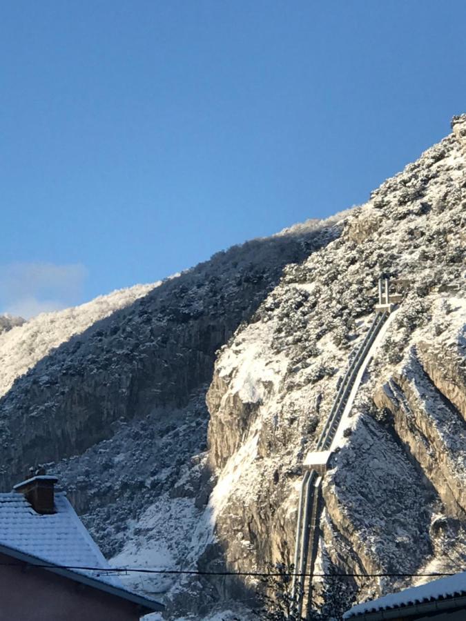 Appartement A Tarascon Sur Ariege Le Sabart Kültér fotó